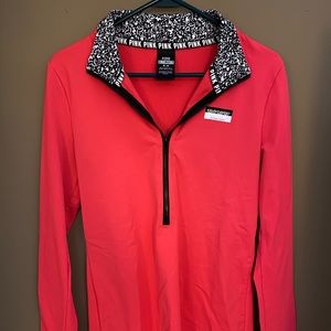 VS PINK Ultimate 1/2 Zip